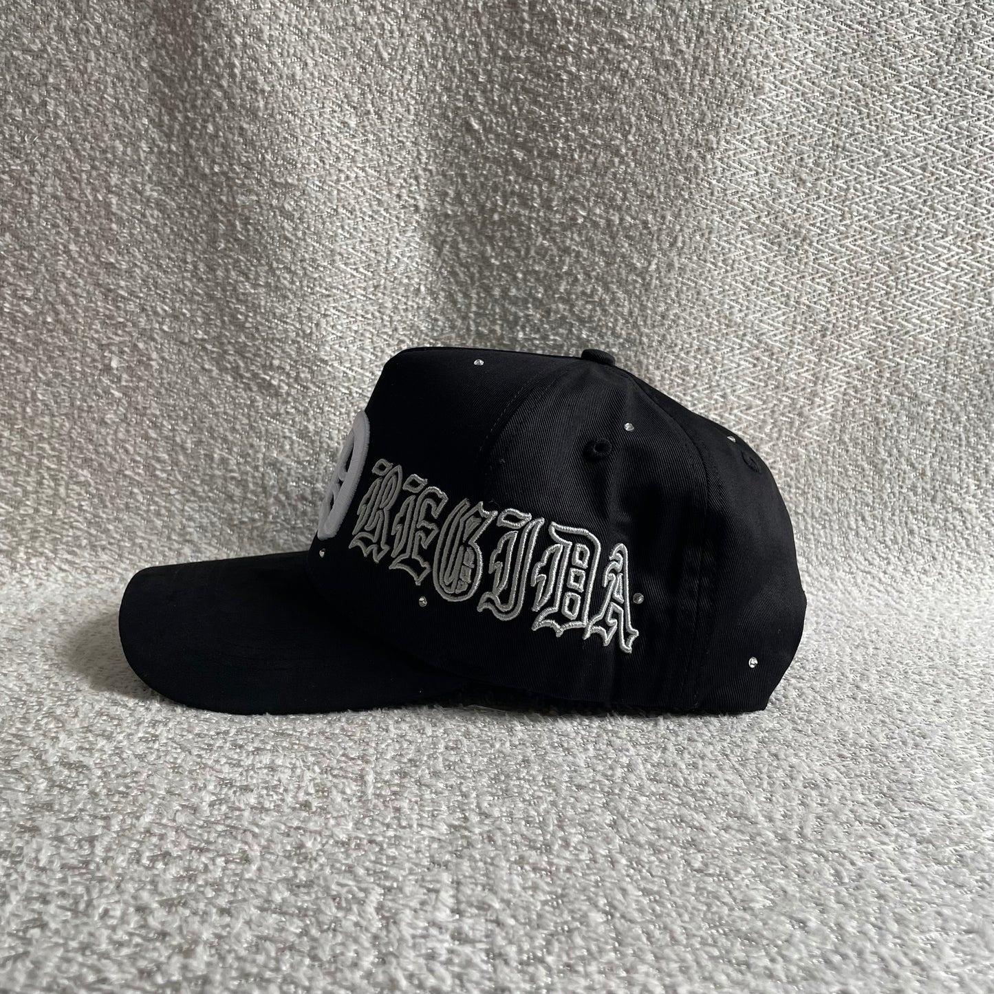 Dandy Hats Fuerza Regida crystals