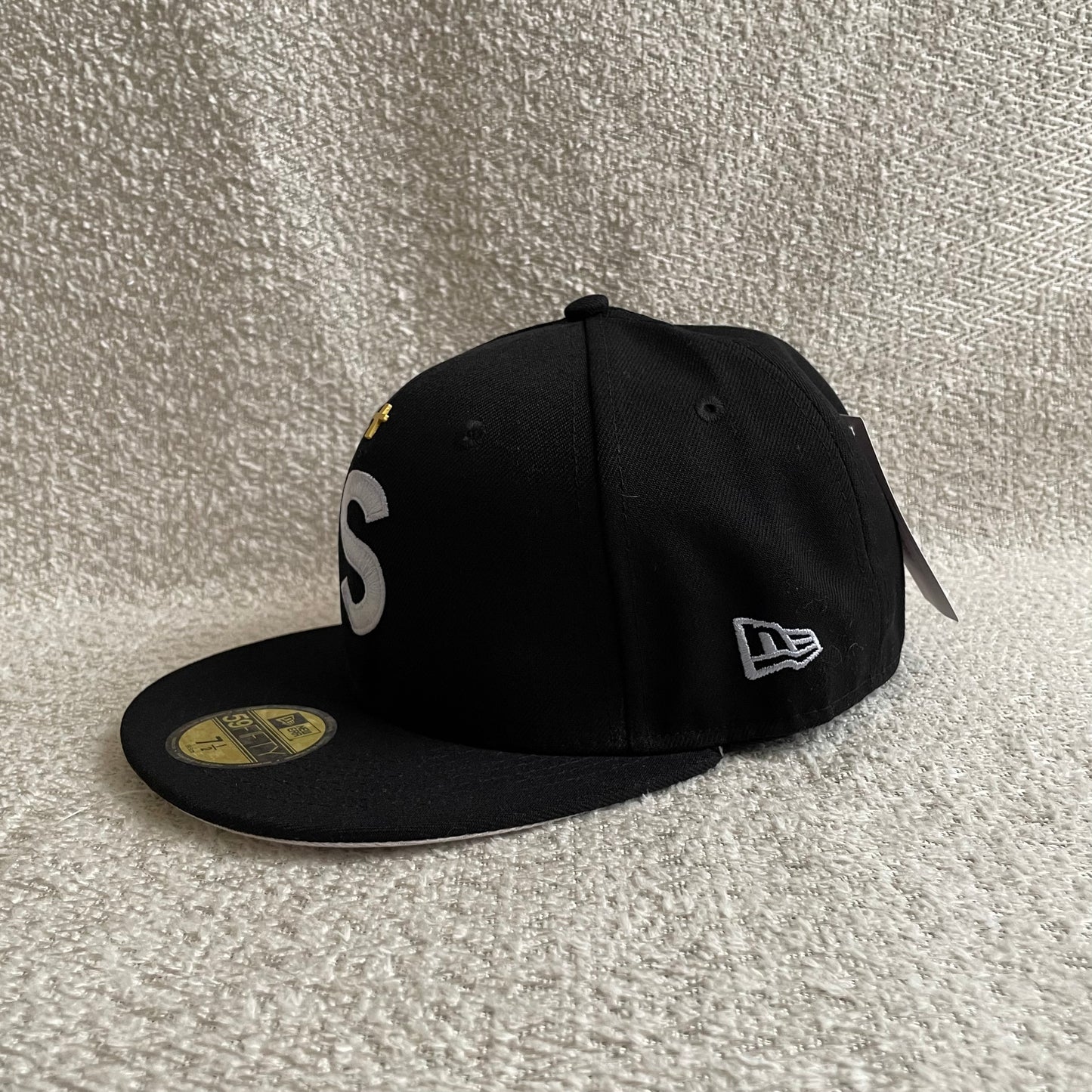 Gorra new era Supreme Jesus Piece