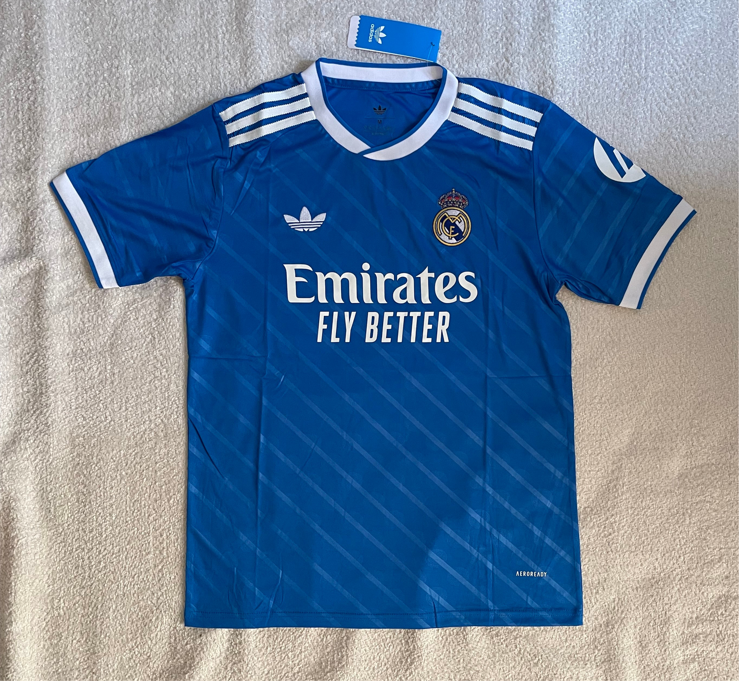 Real Madrid Alternativa 25/26 versión fan