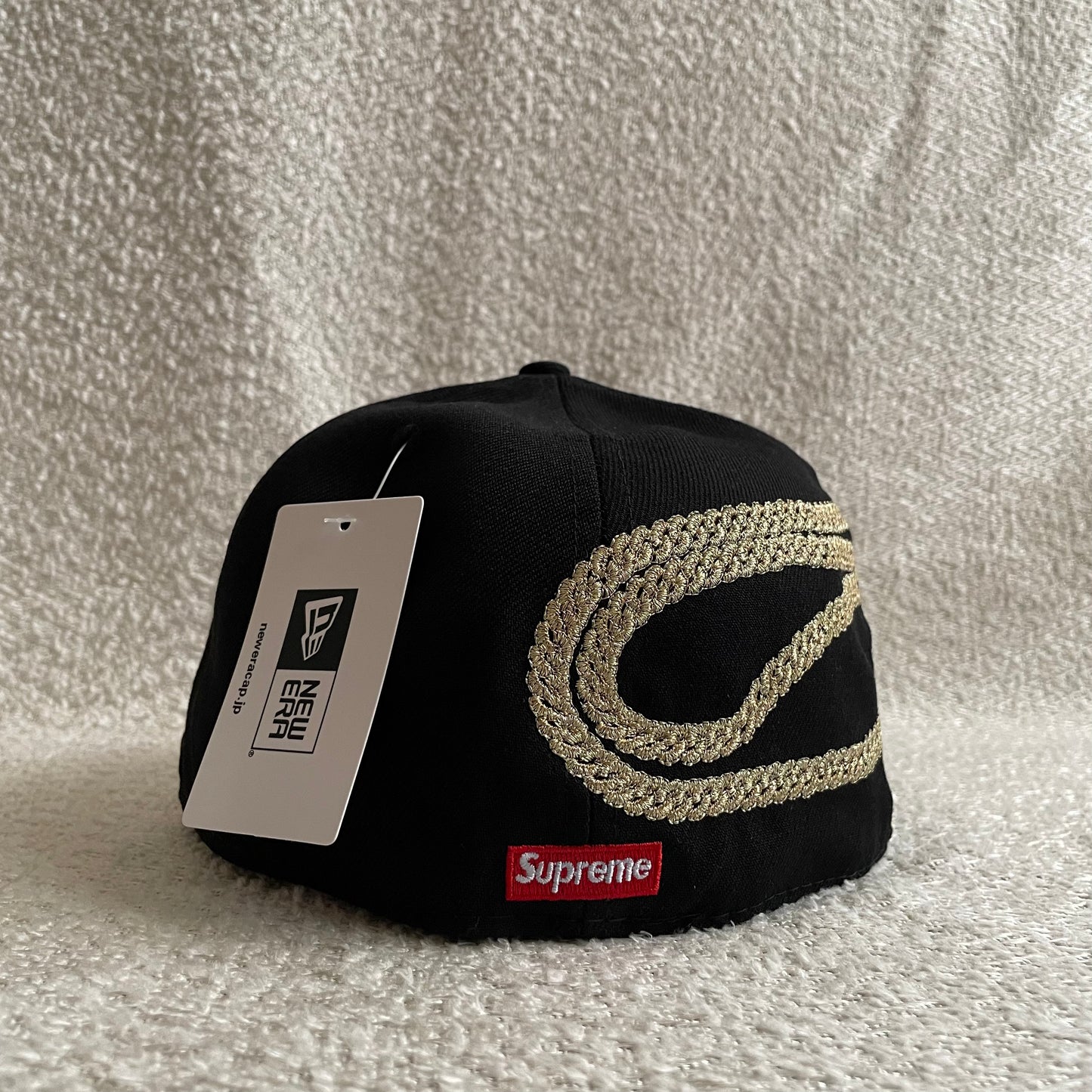 Gorra new era Supreme Jesus Piece